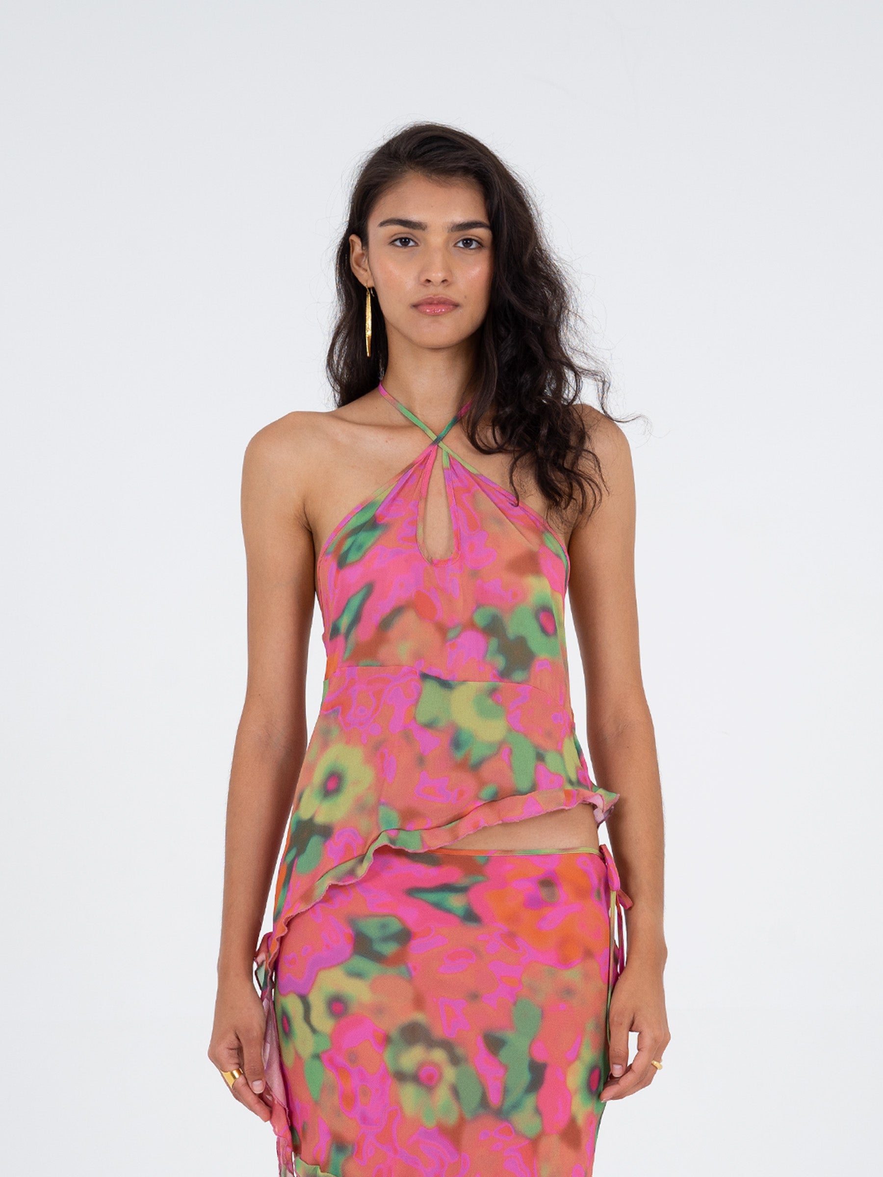 Pink halterneck blouse with asymmetric ruffles | CARMEN SAYS