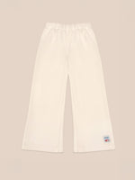 Completa tu look con Downhill Flare White Pants