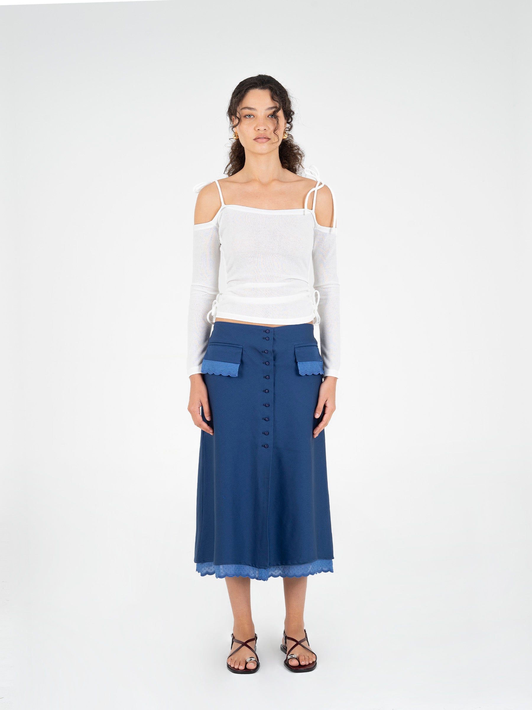 Airy White Fitted Top camisas y camisetas