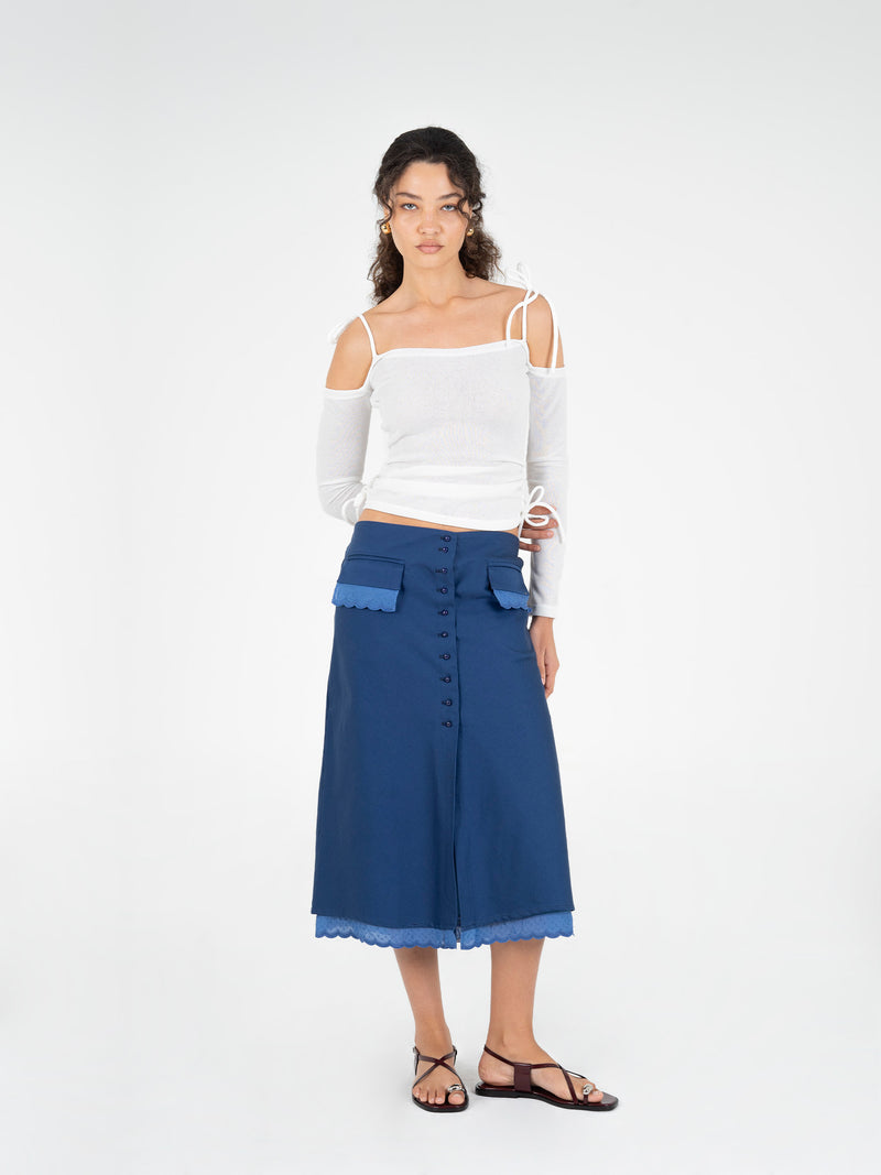 Airy White Fitted Top camisas y camisetas
