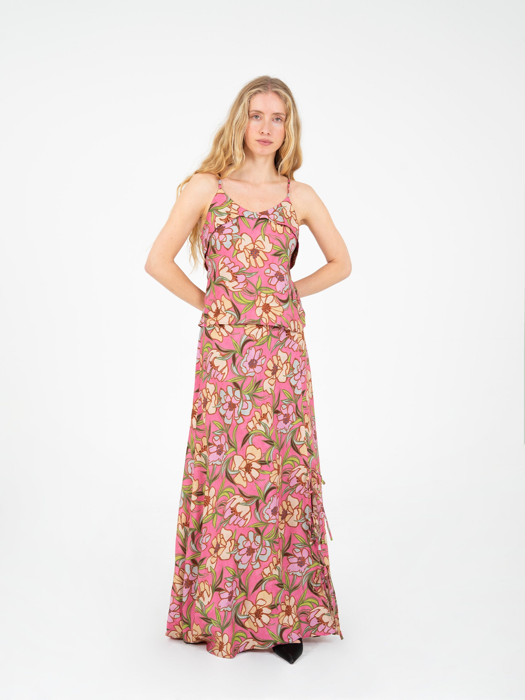 Amara Pink Floral Print Skirt falda