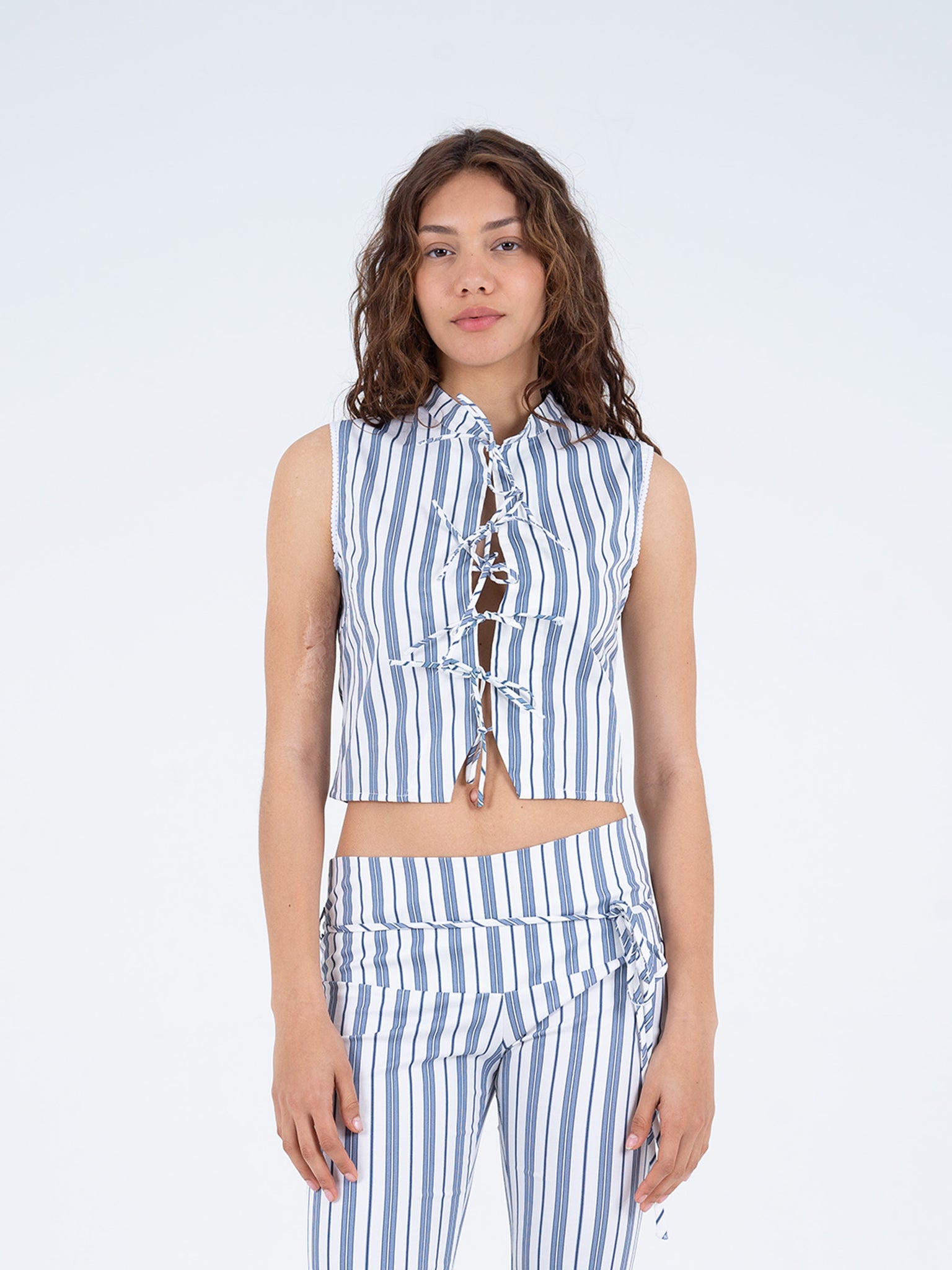 Area top camisas y camisetas