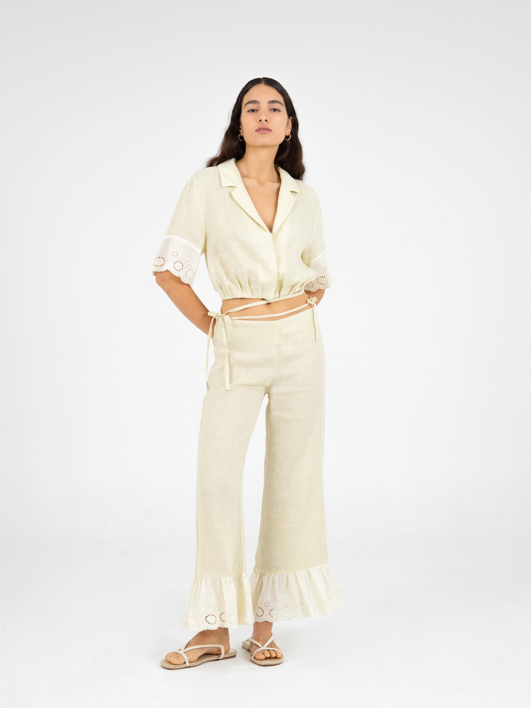 Aurora Linen Beige Top camisas y camisetas