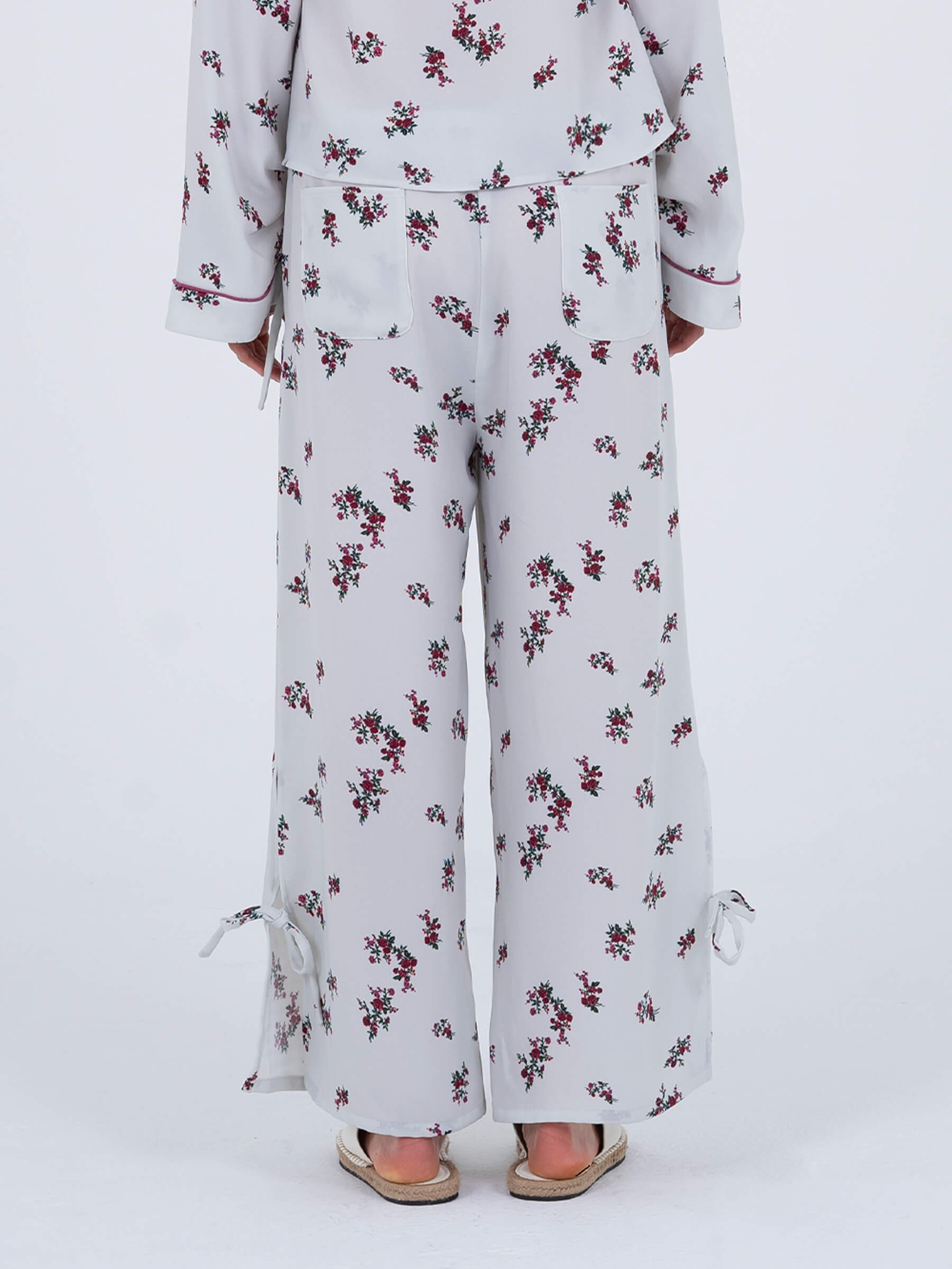 Bloom Flower Print Pants pantalones