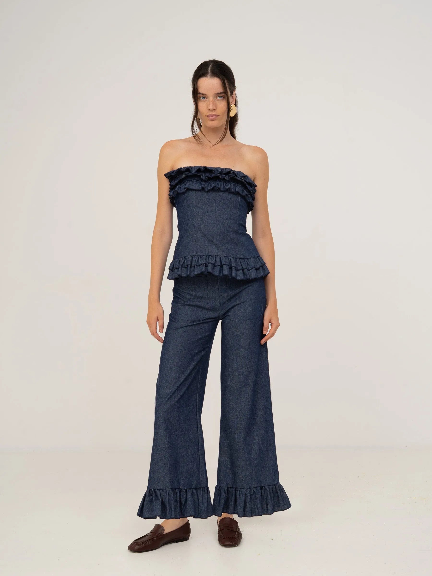 denim dress pants Blue wide-legged jeans with ruffles