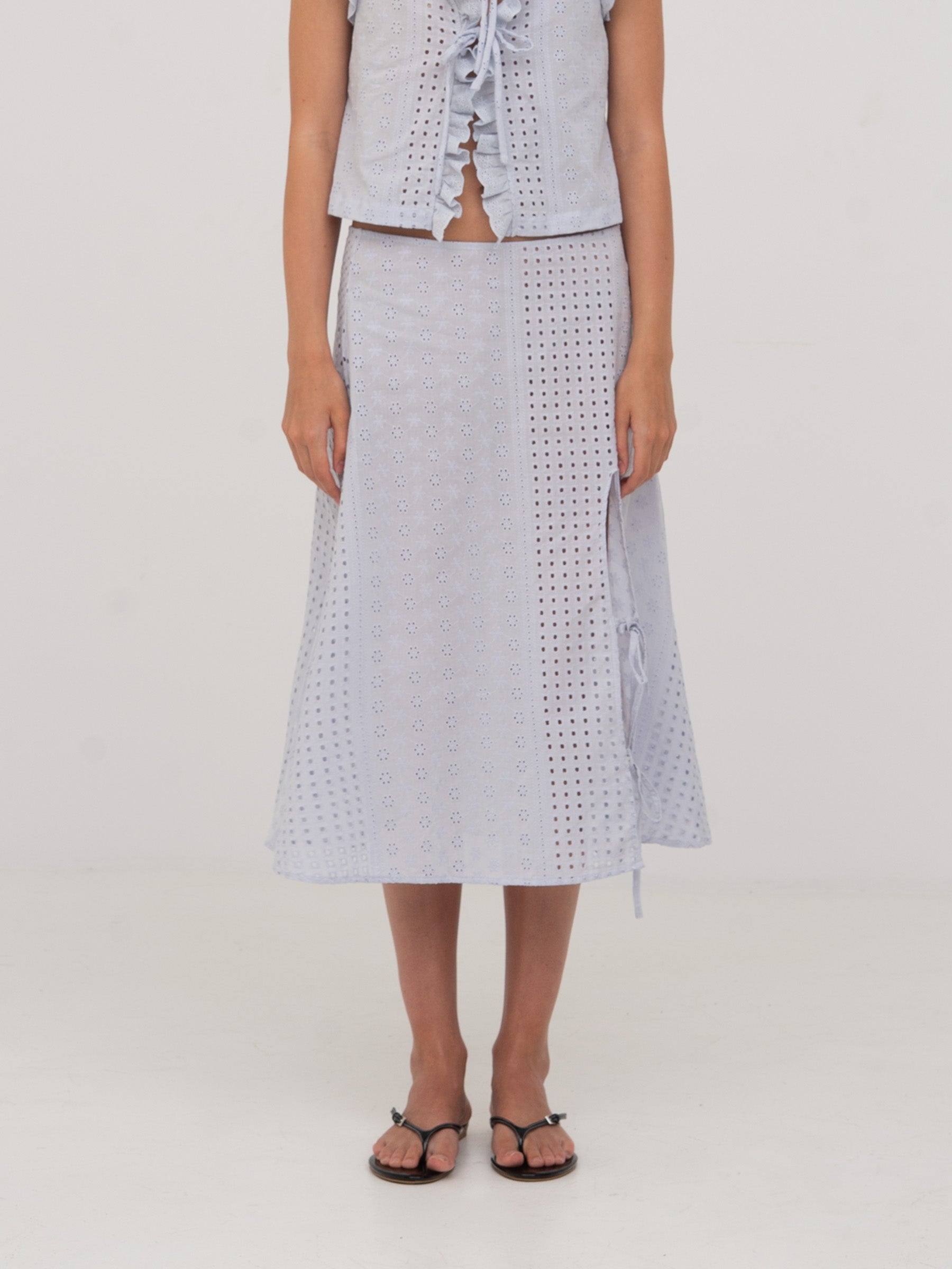 Blue Lumora White Midi Skirt falda