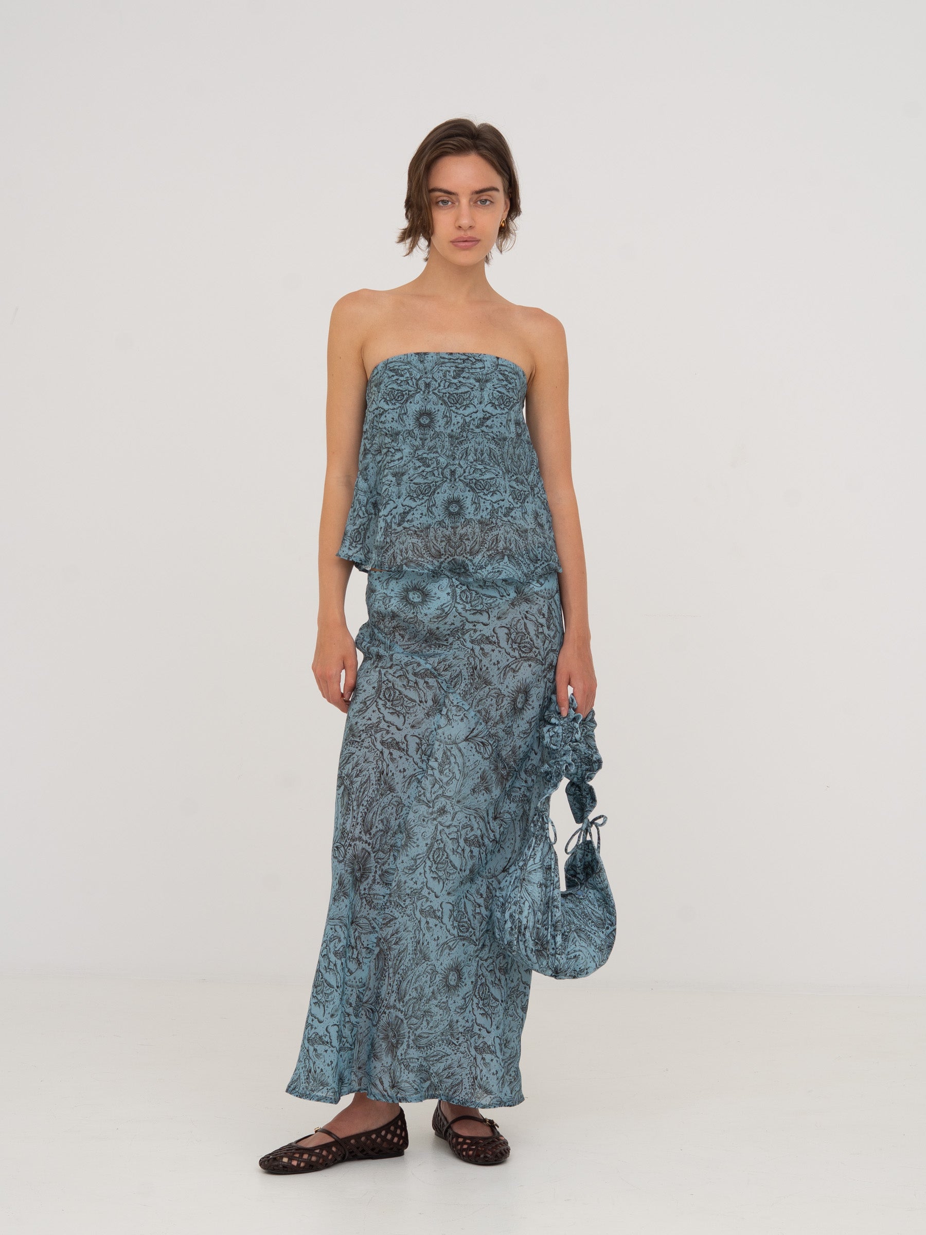 Blue Peony System-Printed Bag accesorios