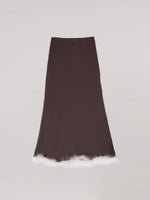 Completa tu look con Brown Balance Feather Skirt