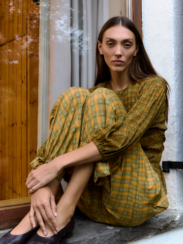 Check Automne Smocked Peplum Blouse