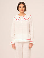 Completa tu look con Offduty Cream Pajama Blouse