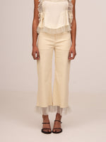 Completa tu look con Serenity Cream Pants