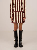 Completa tu look con Whistle Burgundy Striped Mini Skirt