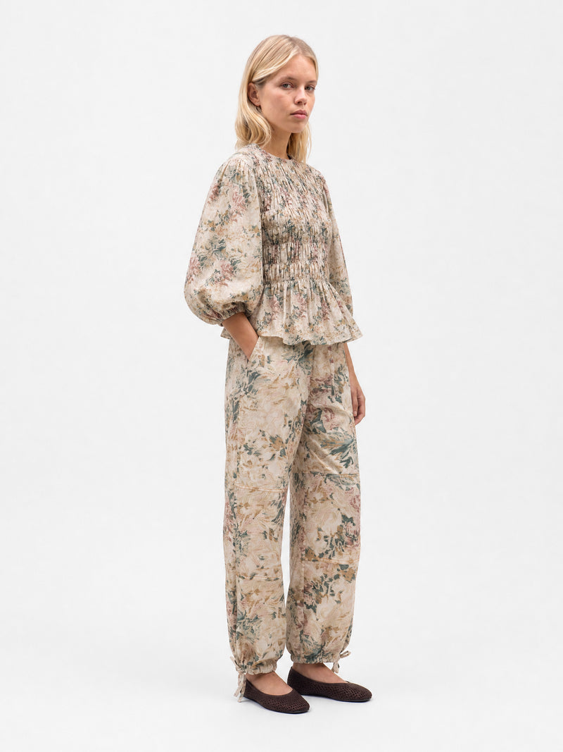 Flower Automne Floral Smocked Peplum Blouse