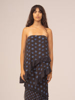 Completa tu look con Palma Flower Print Strapless Asymmetric Top