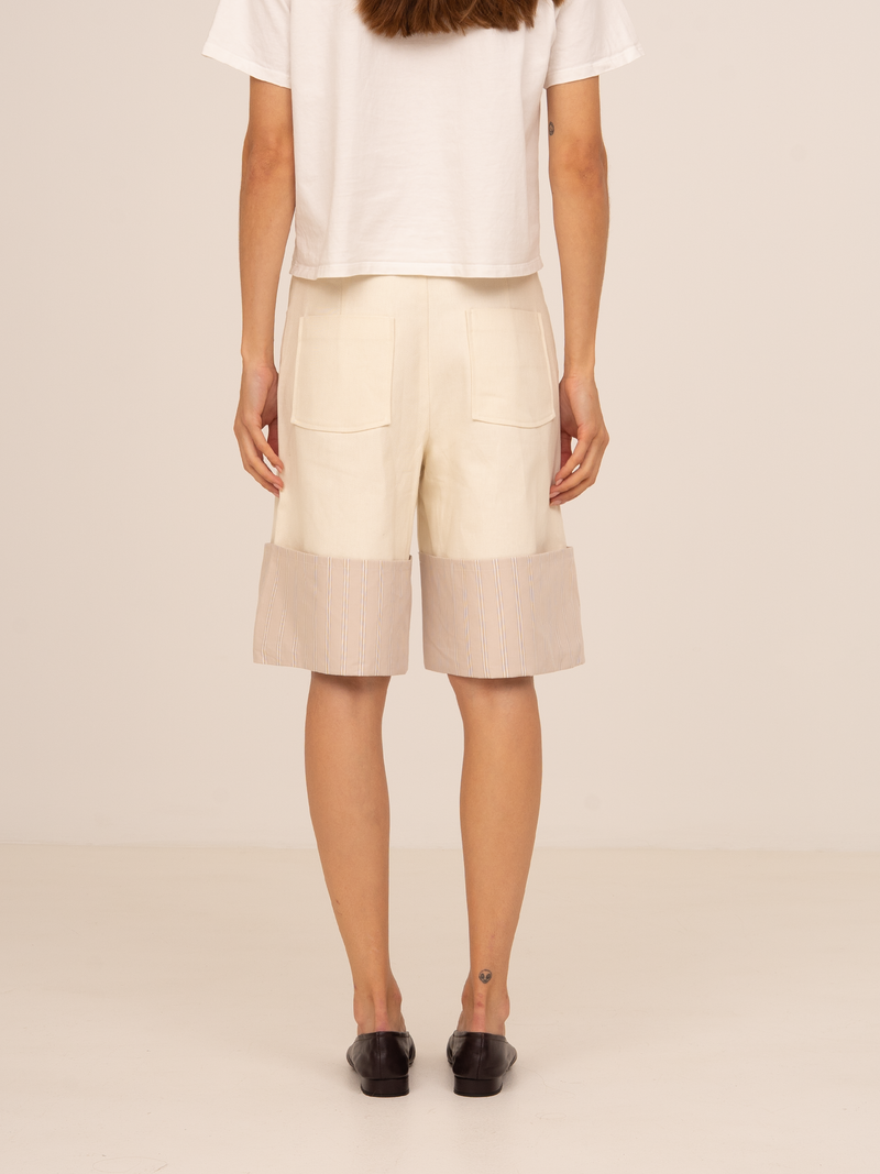 Sorelle Cream Bermuda Jeans with Contrast Hem