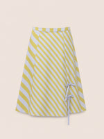 Completa tu look con Amalfi Sunlit Striped Midi Skirt