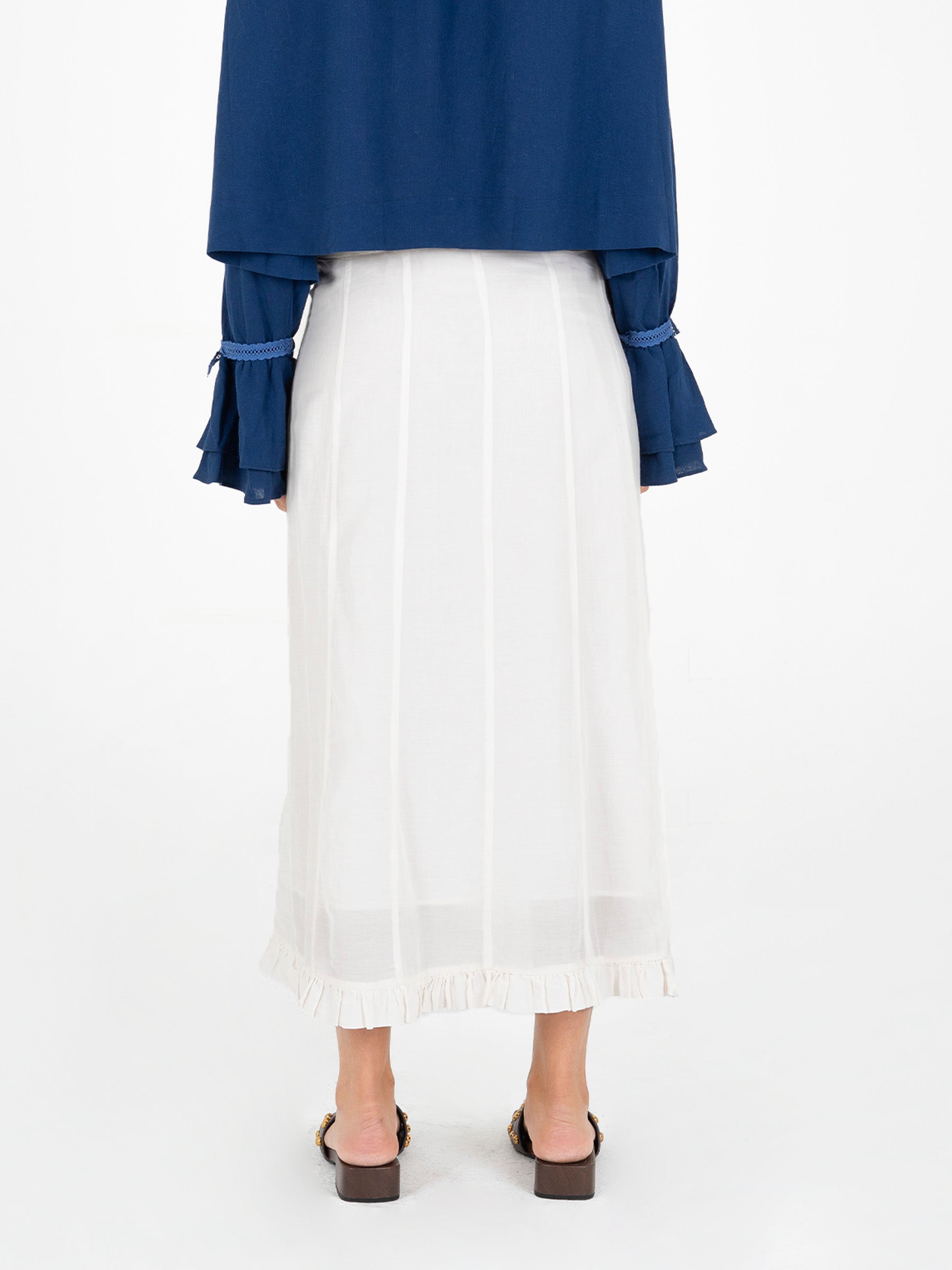 Delicate White Low-Rise Skirt falda