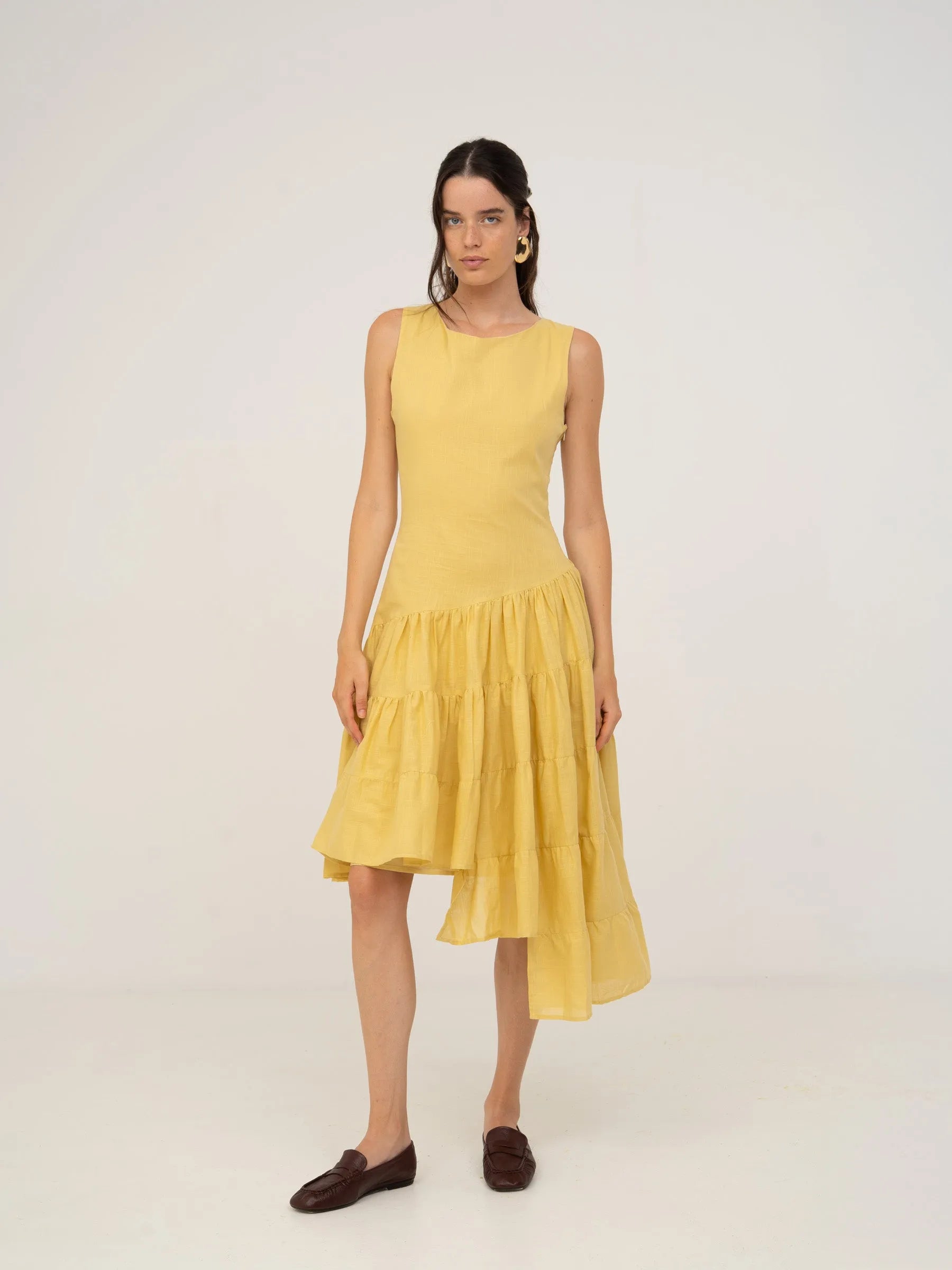 Desk Pale Yellow Flared Dress vestidos