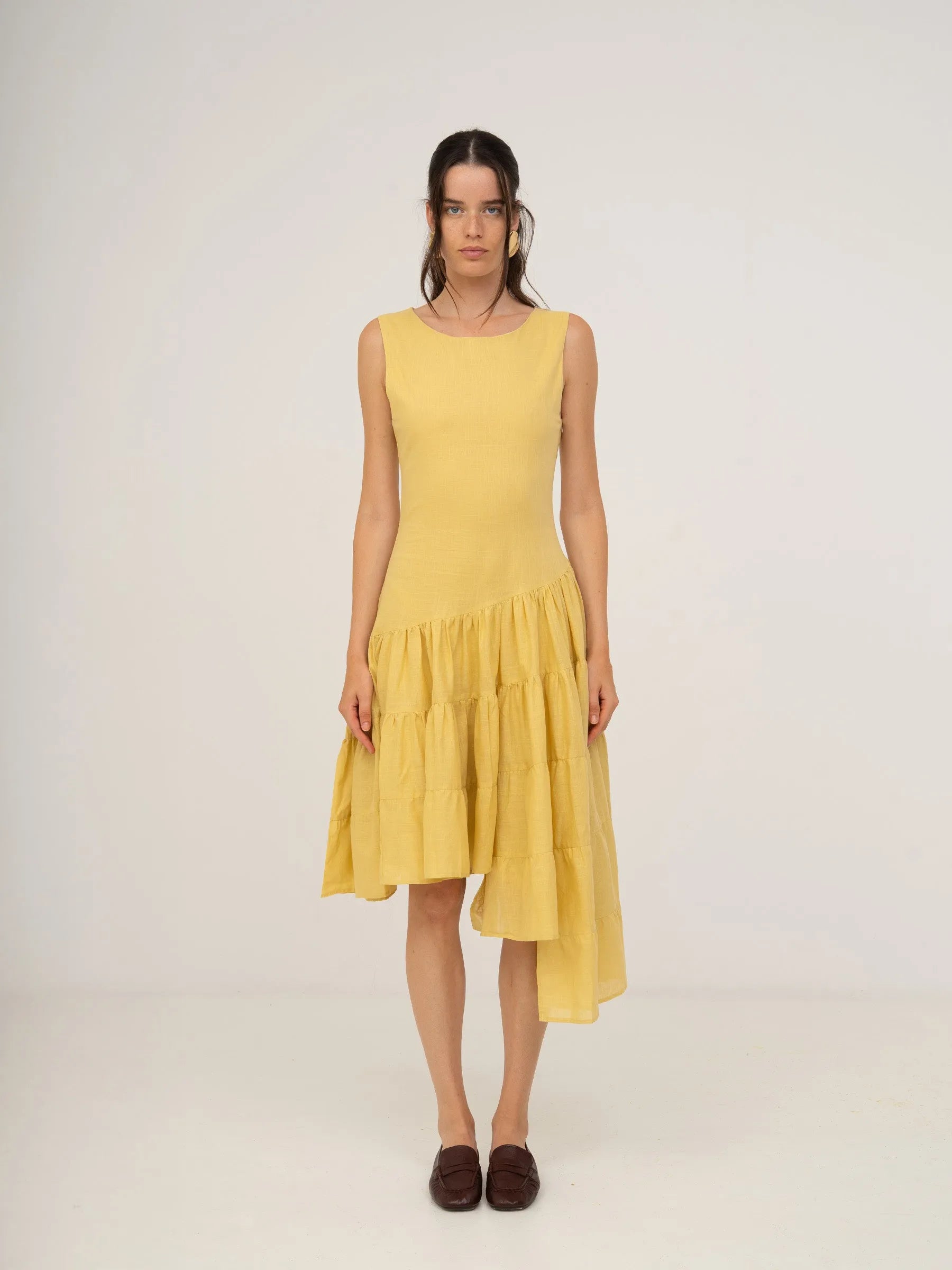 Desk Pale Yellow Flared Dress vestidos