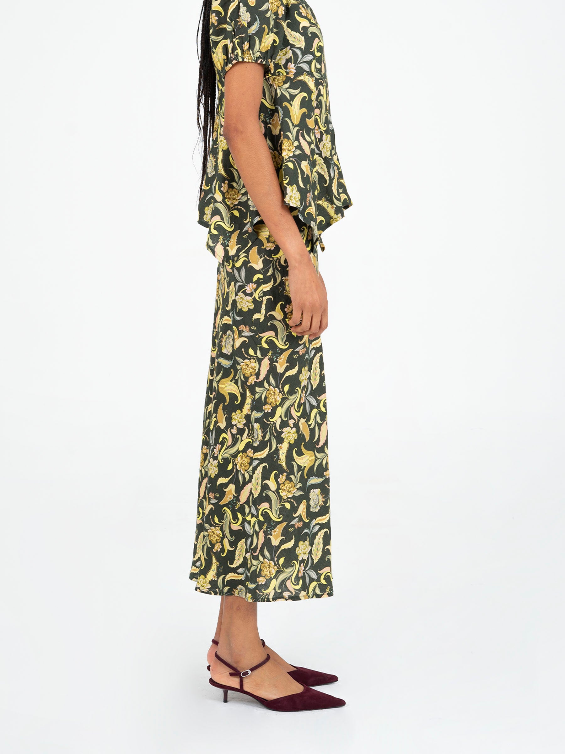 Enigma Green Floral Print Skirt falda