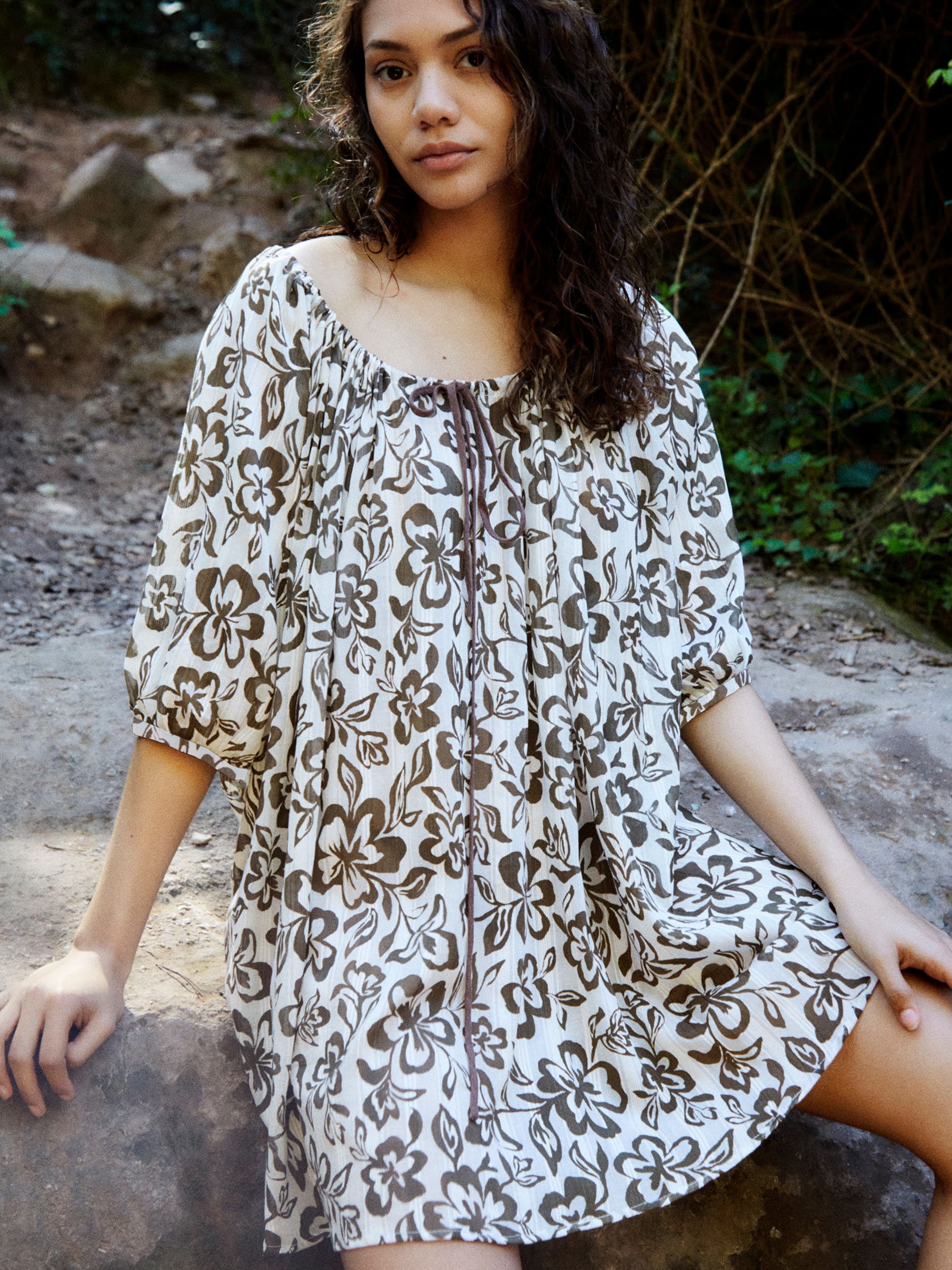 Lake Brown Flower Print Dress vestidos