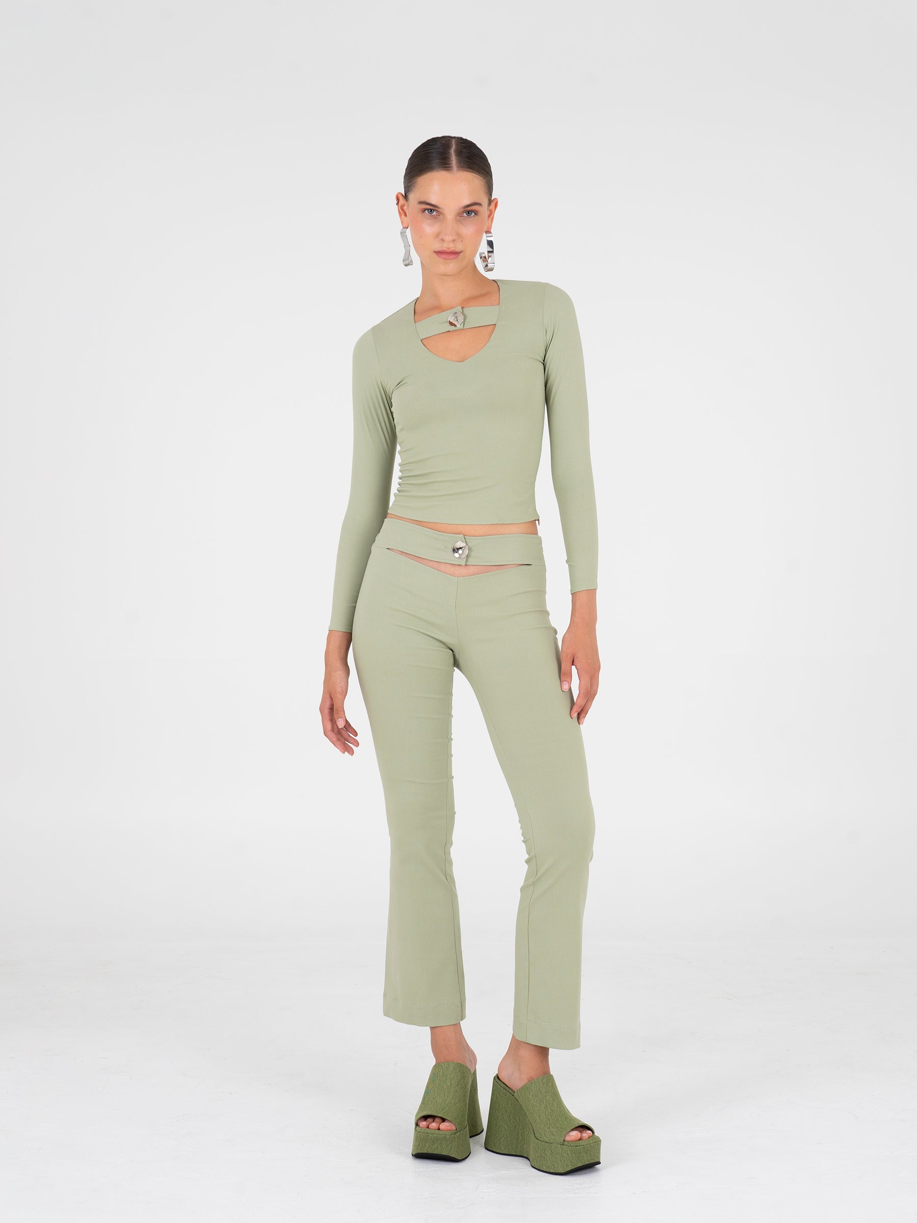 Light pants camisas y camisetas