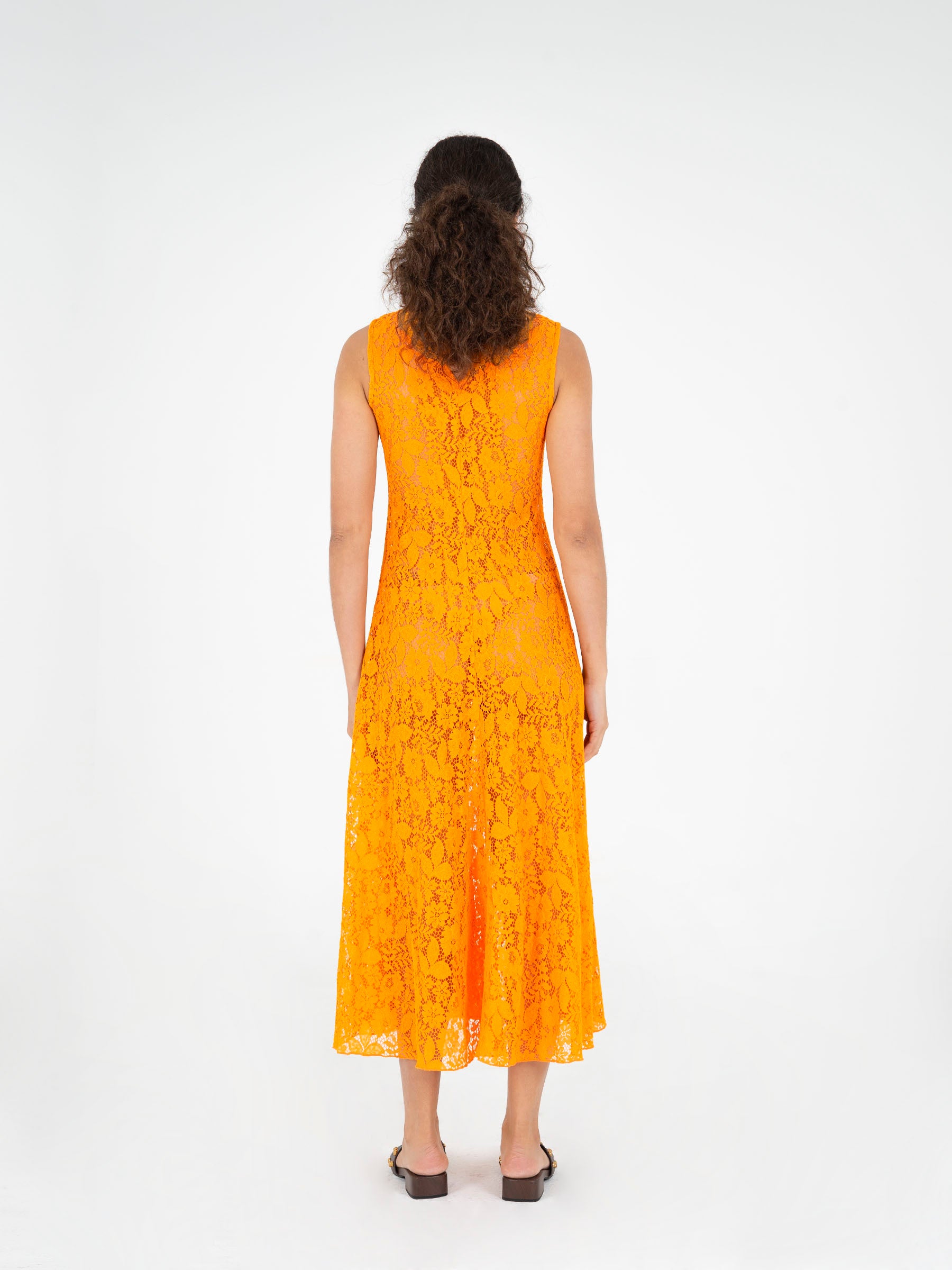Orange sleeveless floral lace midi dress | CARMEN SAYS Orange sleeveless floral lace midi dress | CARMEN SAYS