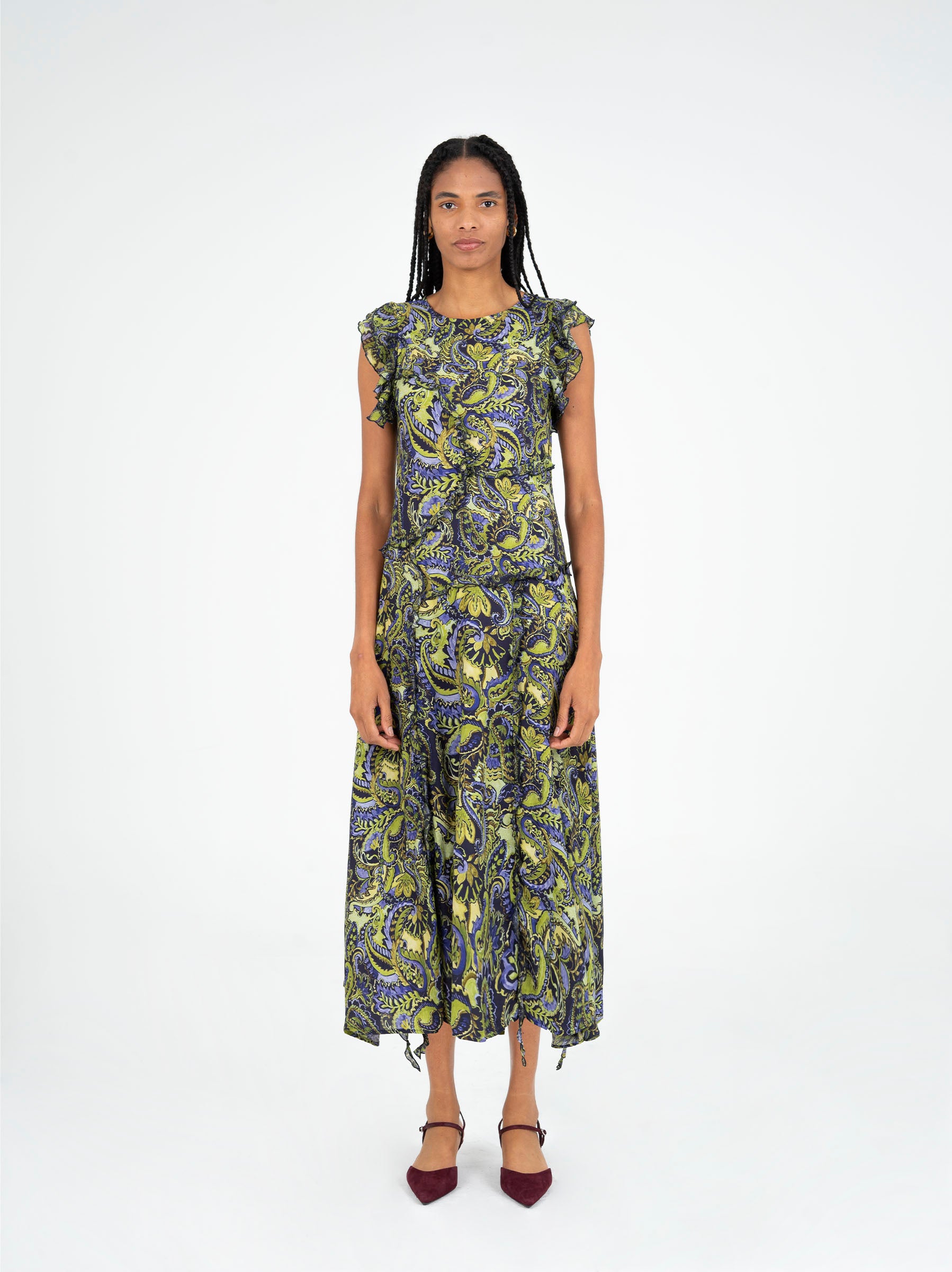 Green floral midi dress with ruffles | CARMEN SAYS Green floral midi dress with ruffles | CARMEN SAYS