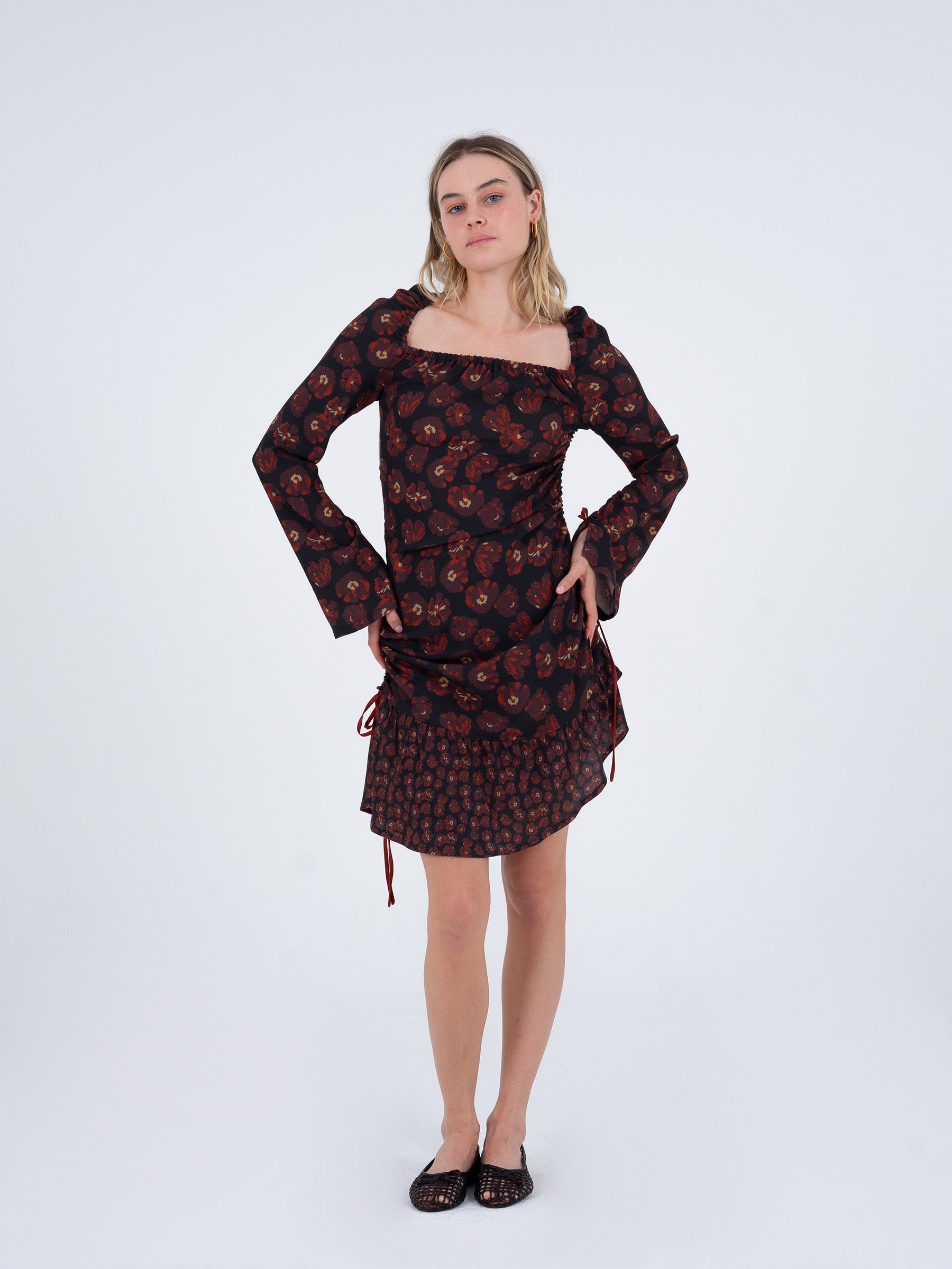 short asymmetrical dress Lullaby Floral-Printed Black Gold Dresses for asymmetrical style that adds EOSS25WK26TAFSELECT Size:30R x 31