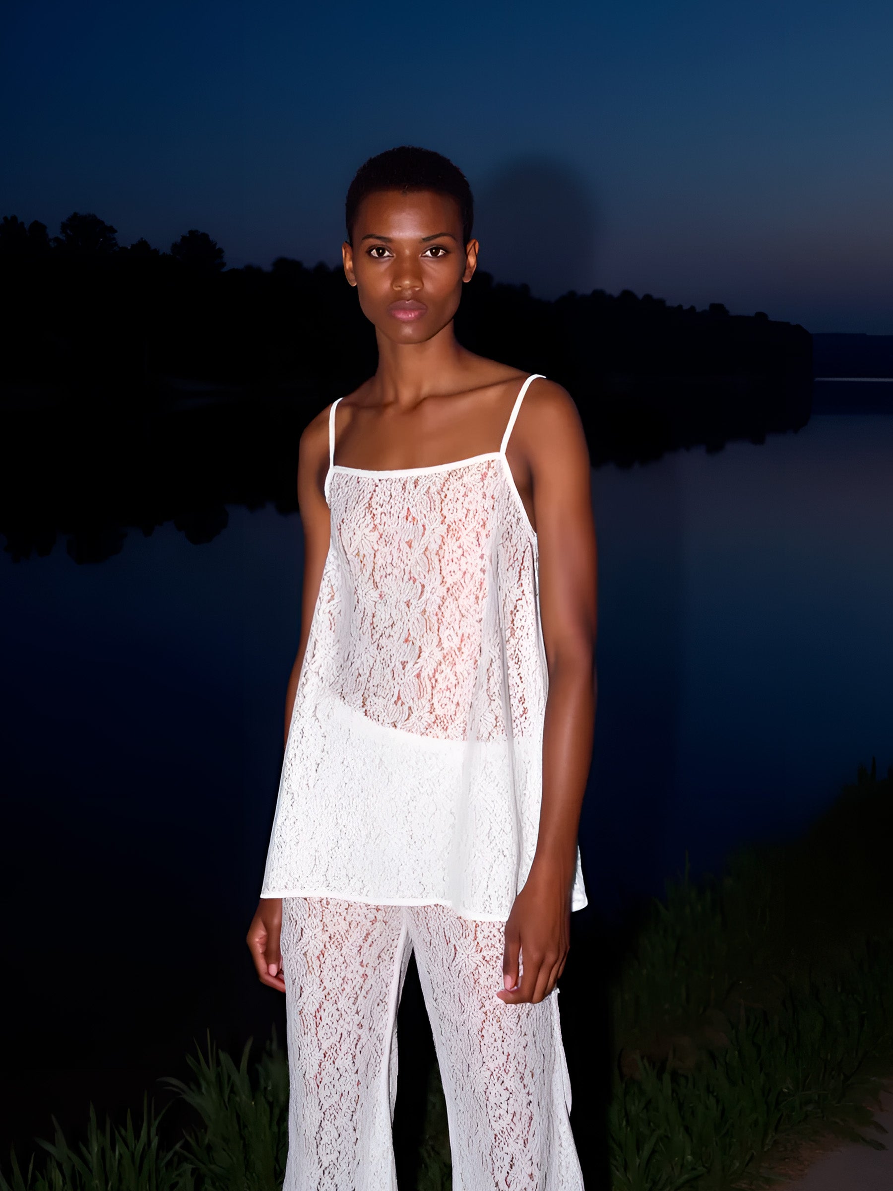 Luna white lace long pants with bow | CARMEN SAYS