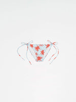 Completa tu look con Magician Floral Print Blue Bikini Bottom