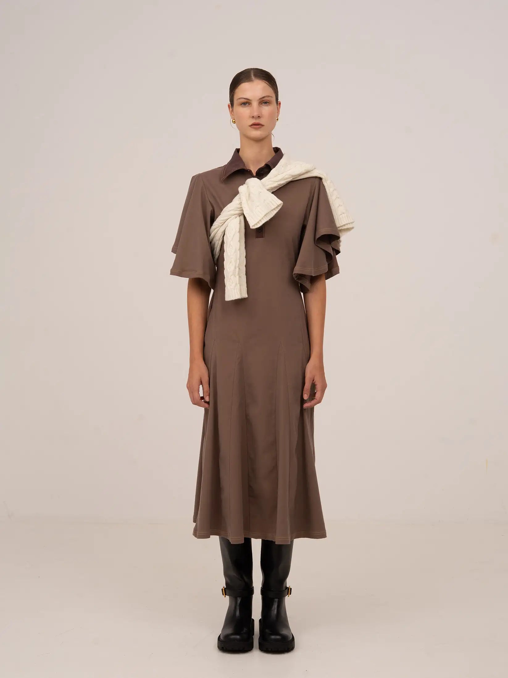 Brown midi dress with shirt collar and cape sleeves