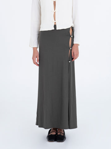 Muted skirt