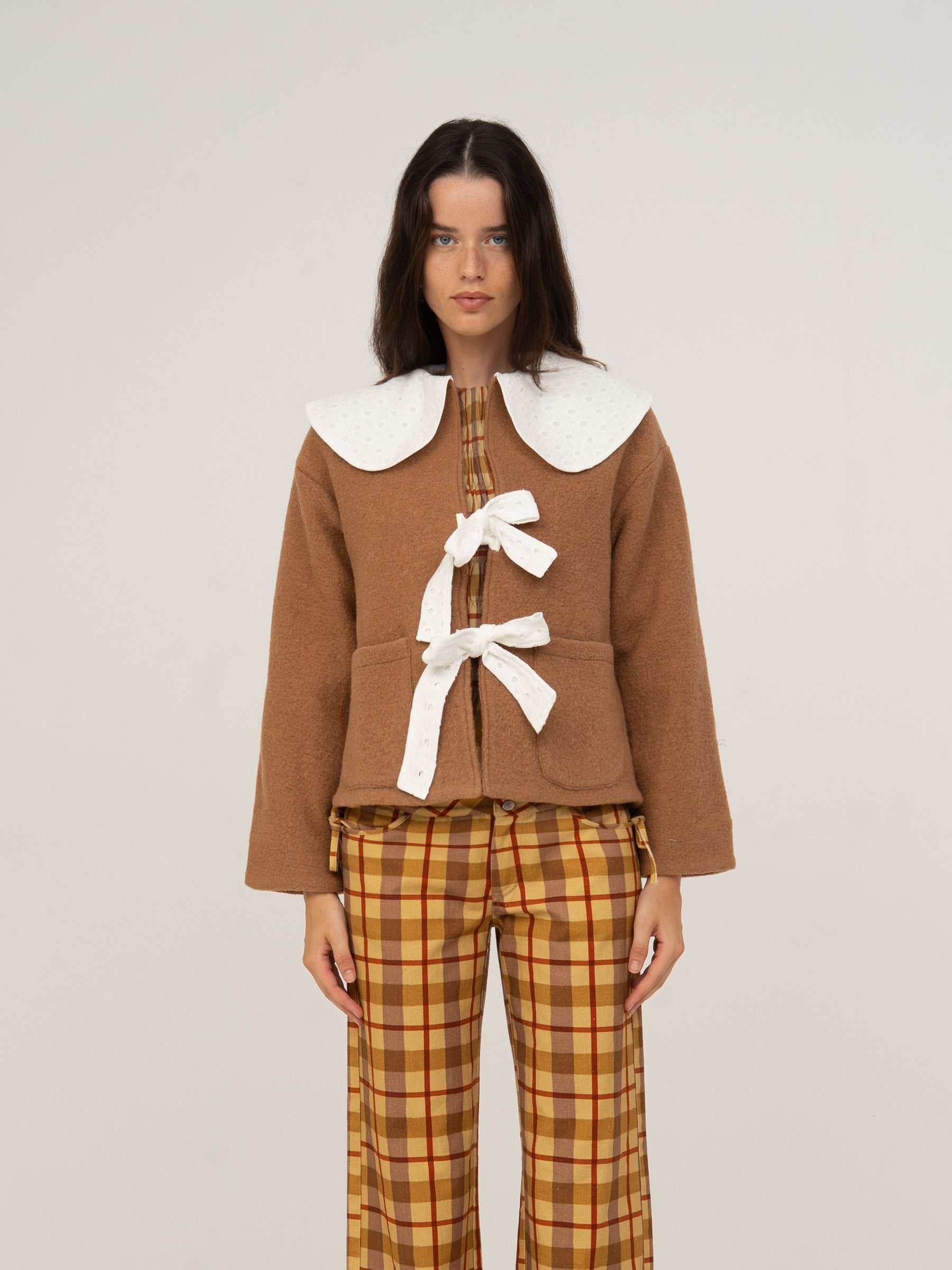 Parfum Babydoll Collar Brown Jacket chaqueta