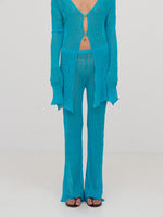 Completa tu look con Saint Knit Blue Maxi Pants