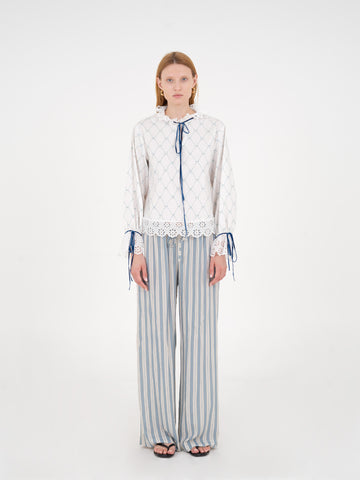 Soho White Bow-Printed Blouse