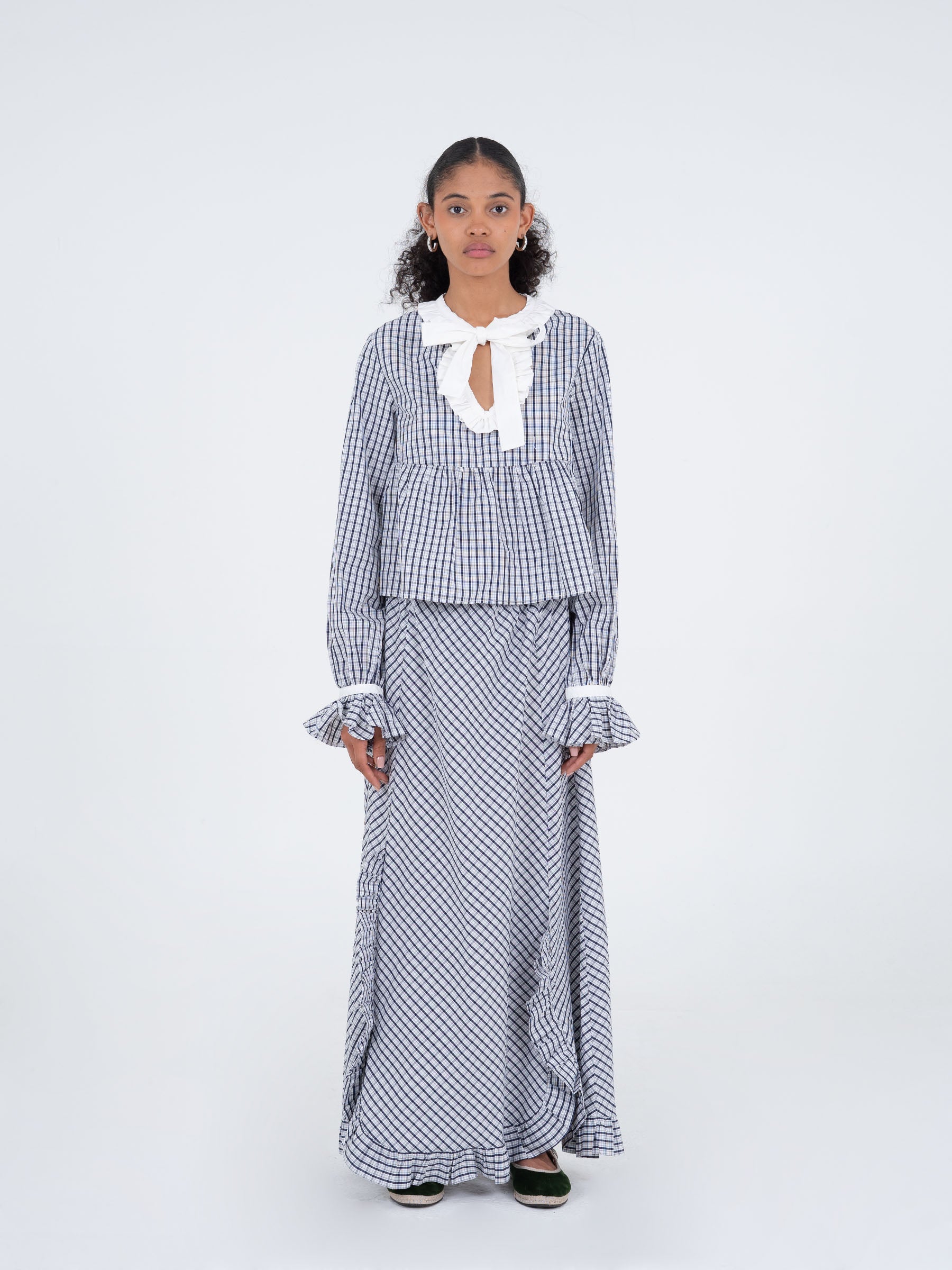 Starlit Blue Checkered Pattern Maxi Skirt pantalones