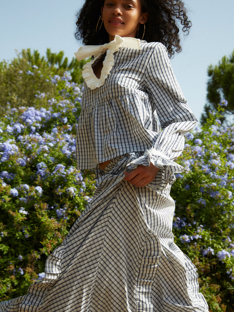 Starlit Blue Checkered Pattern Maxi Skirt pantalones
