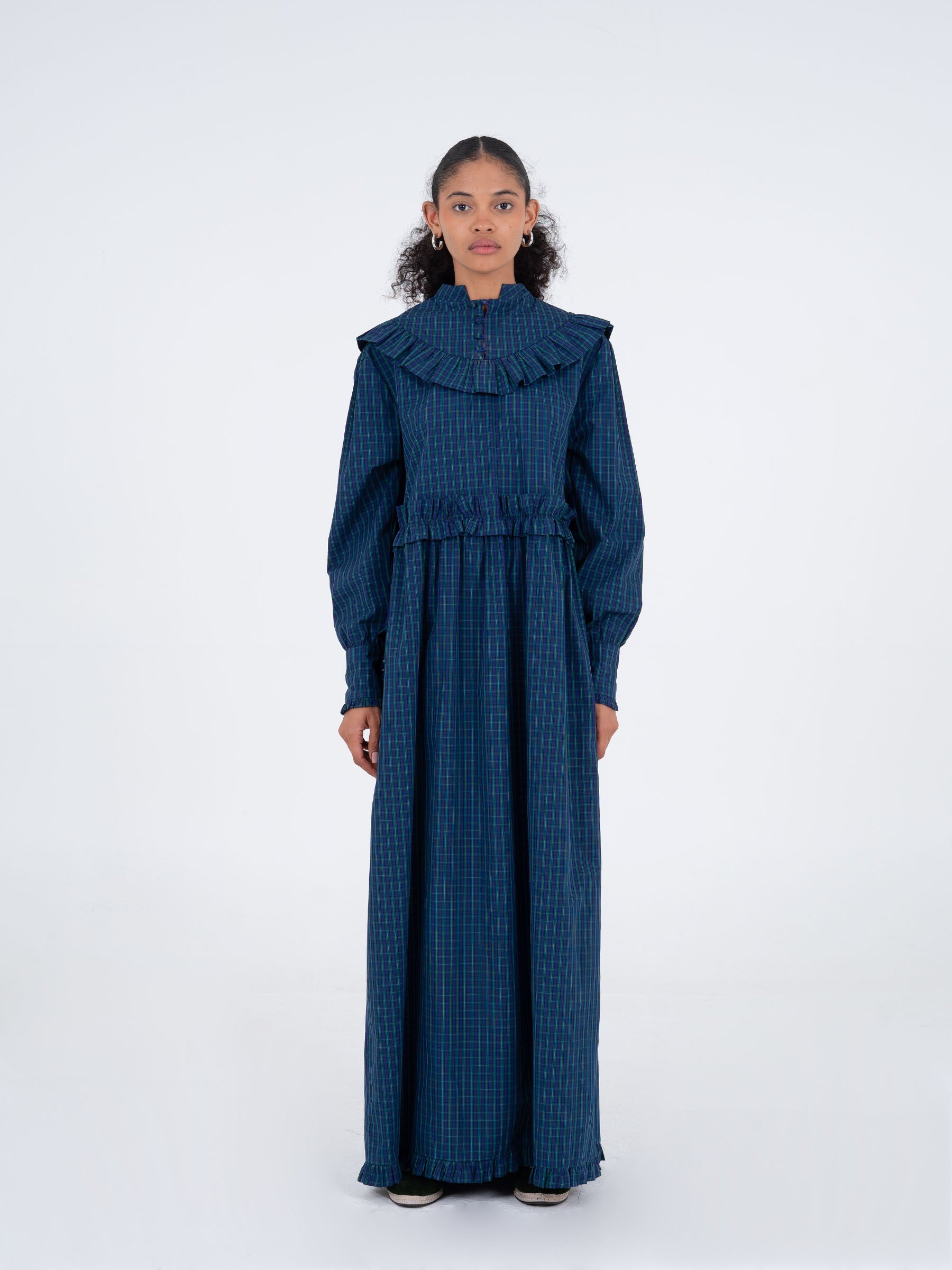 Blue tartan maxi dress with ruffles | CARMEN SAYS Blue tartan maxi dress with ruffles | CARMEN SAYS