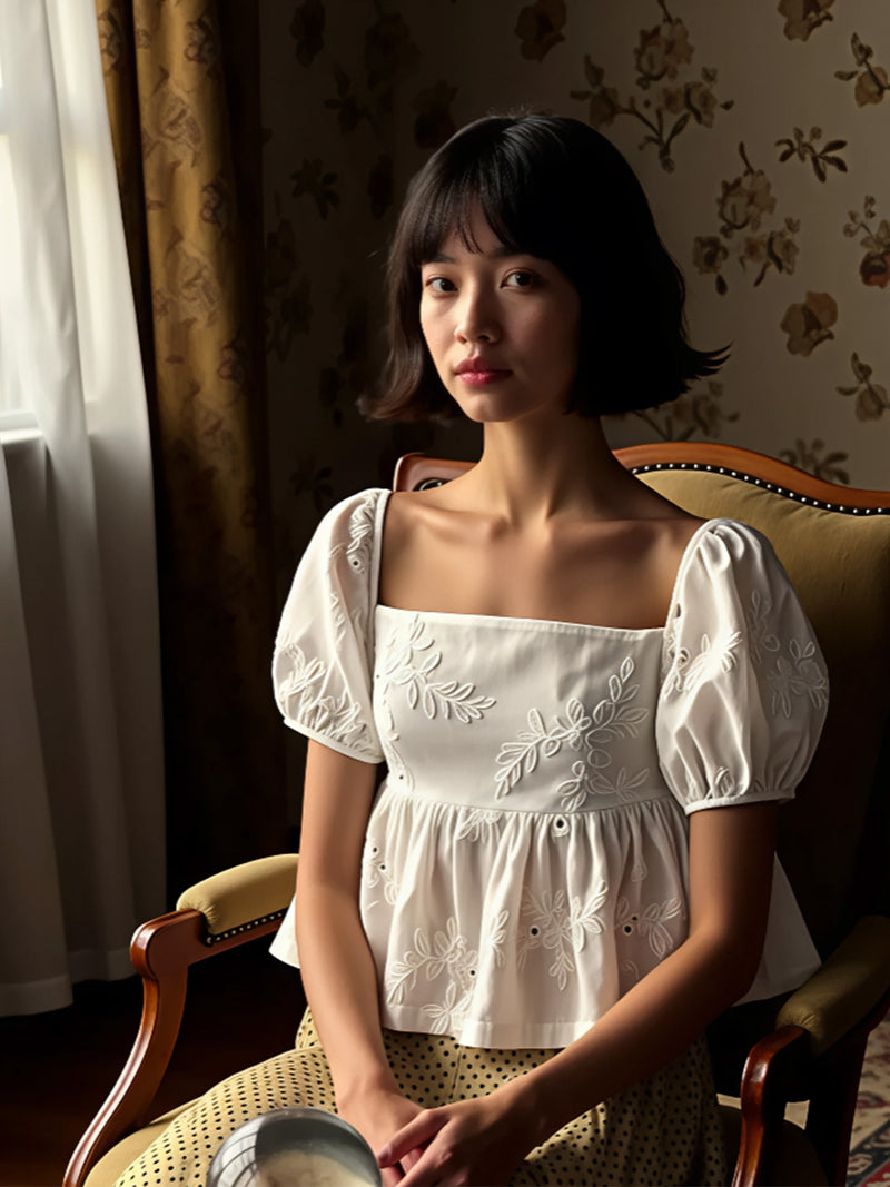 Vera Embroidered White Top camisas y camisetas