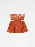 Completa tu look con Vision Terracotta Bandana-style Print Top