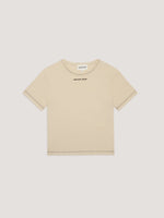 Completa tu look con Volley Cream Crop Top